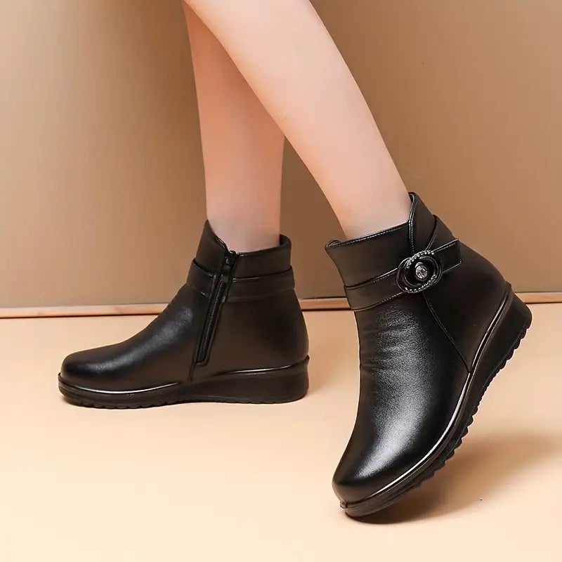 Womens Solid Color Luxurious Fuzzy Boots