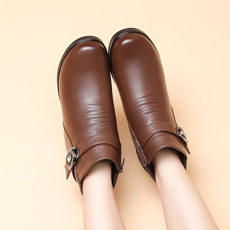 Womens Solid Color Luxurious Fuzzy Boots