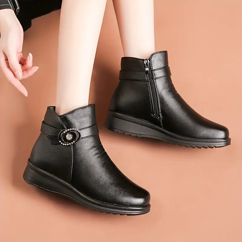 Womens Solid Color Luxurious Fuzzy Boots