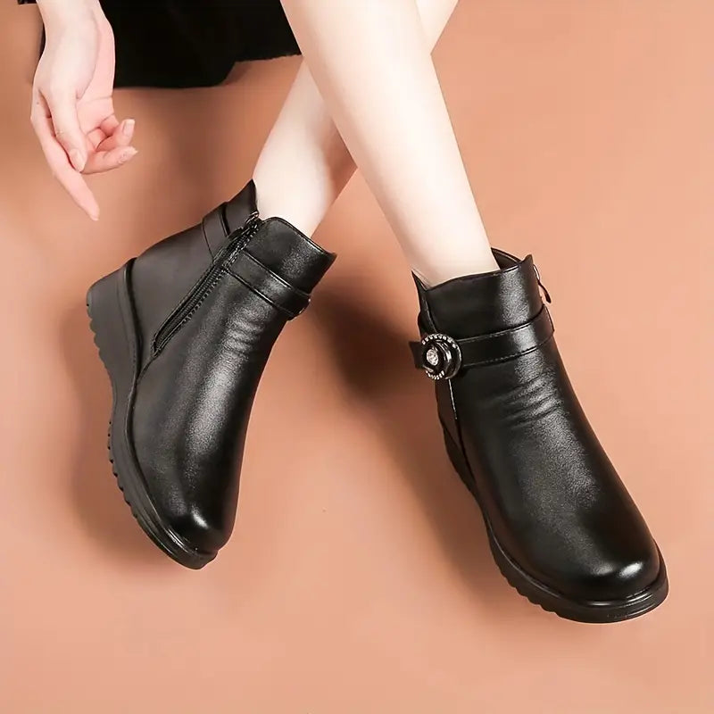 Womens Solid Color Luxurious Fuzzy Boots