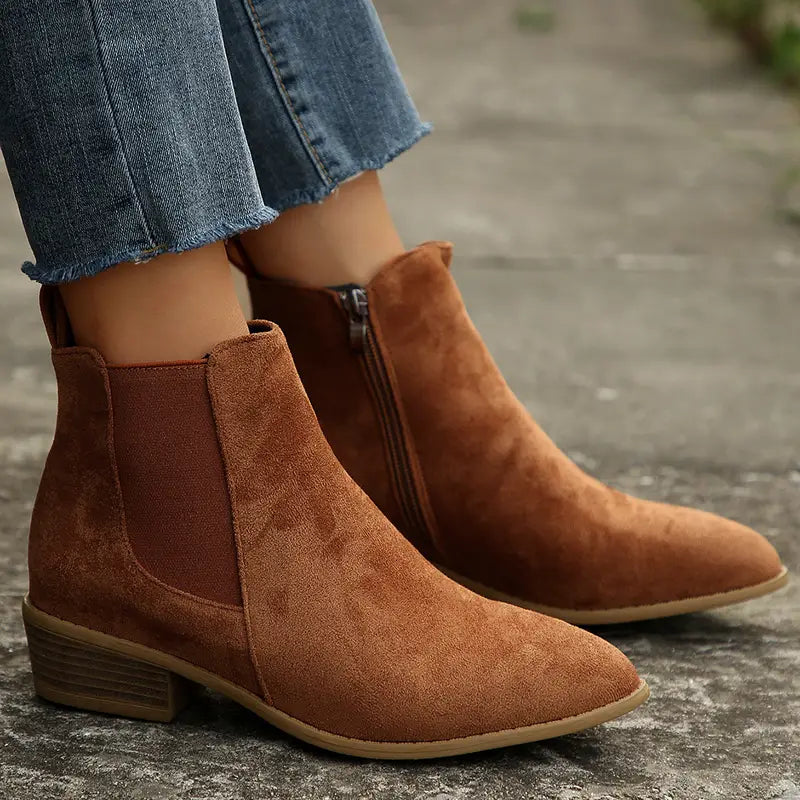 Women's Chunky Heel Chelsea Boots