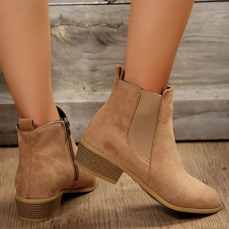 Women's Chunky Heel Chelsea Boots