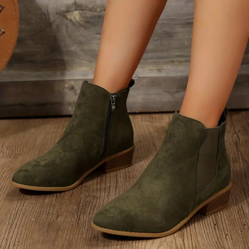 Women's Chunky Heel Chelsea Boots
