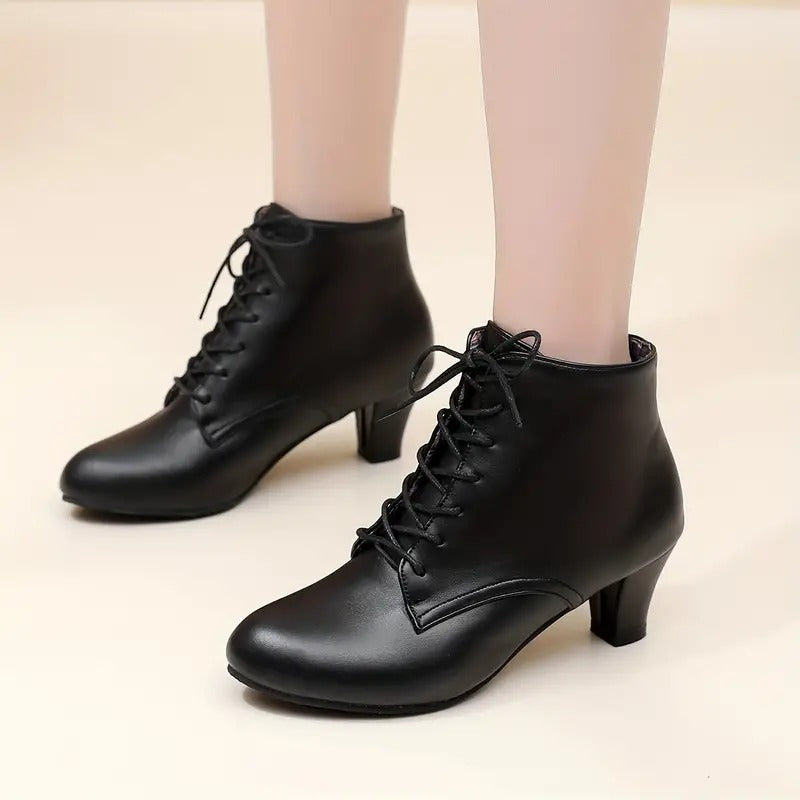 Women's Vintage Chunky Heel Ankle Boots